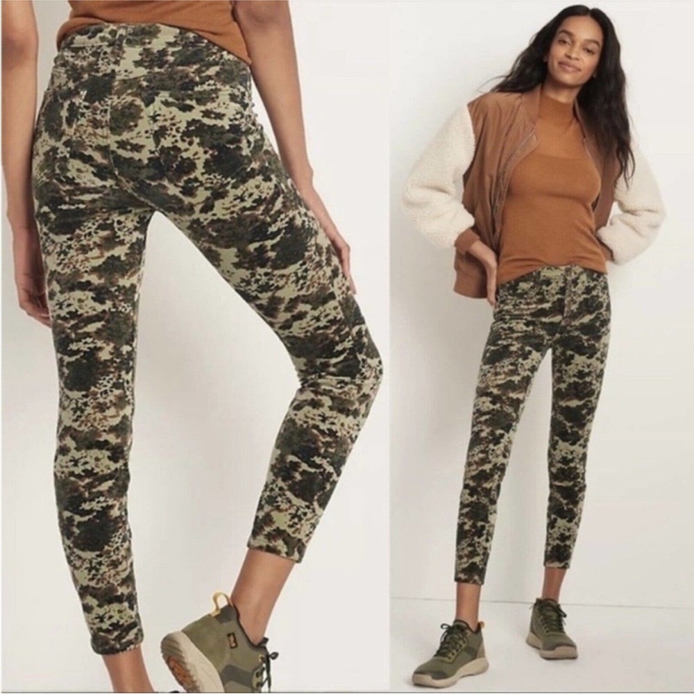 Anthropologie Pilcro Corduroy Button Fly High Rise Skinny Pants Size 26P
